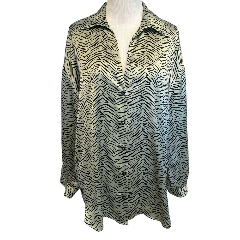 Zara Tiger Print Top Womens Medium Pale Green Black Animal Silky Button Blouse - Picture 2 of 9